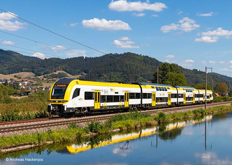 Märklin Elektrotriebzug Siemens Desiro HC