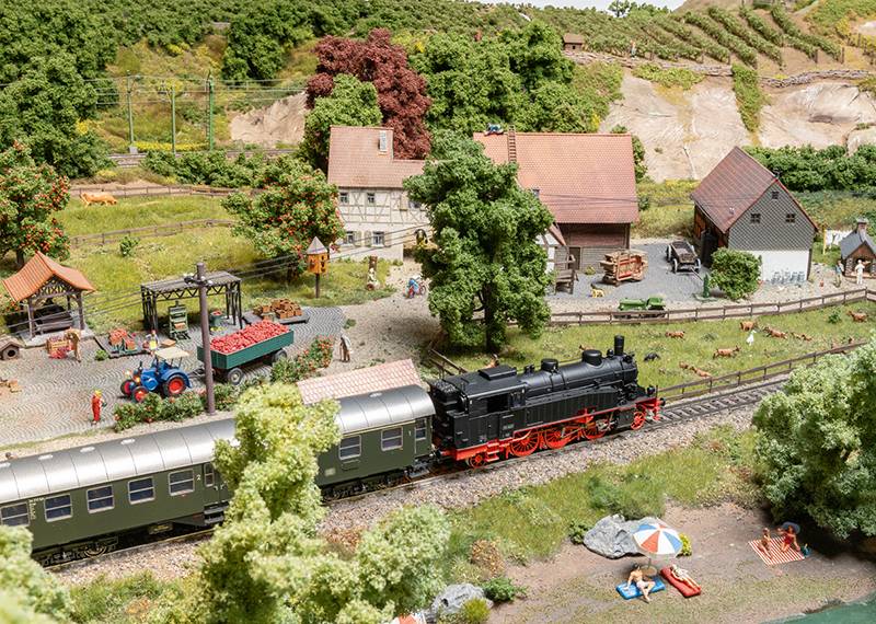 Märklin Dampflokomotive Baureihe 75.4 Jubiläumsangebot