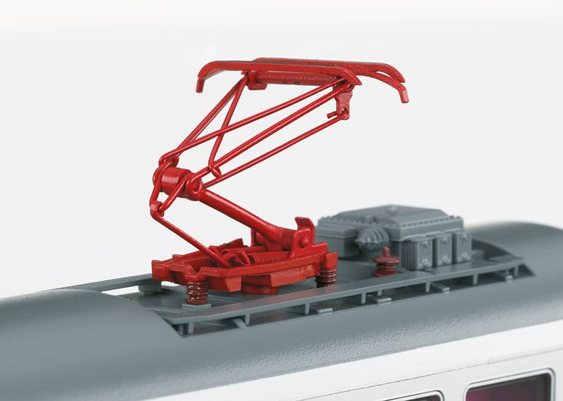 Märklin Speisewagen WRmz 137 Kauf eins, bekomm eins gratis