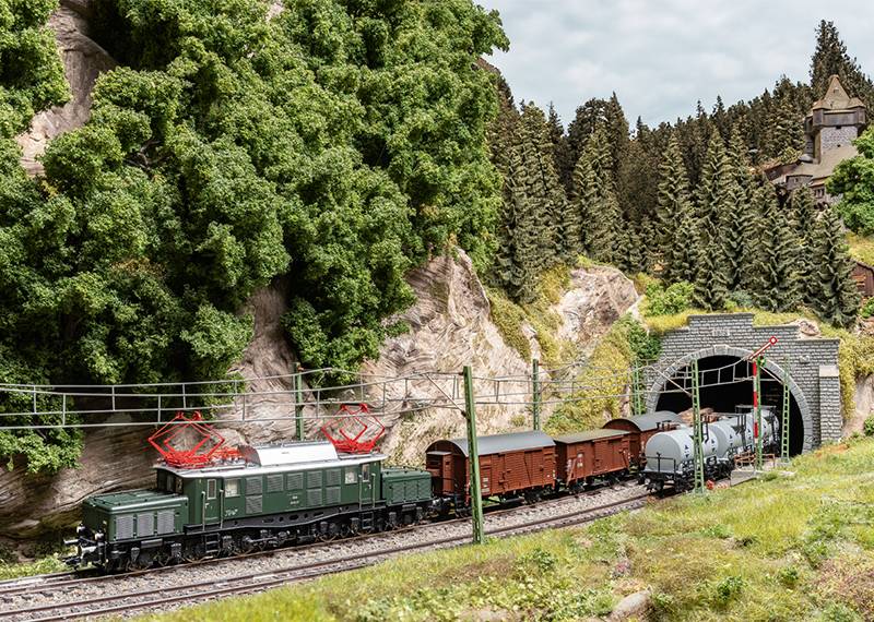 Märklin Oldtimer-Kesselwagen-Set Exklusive Angebote