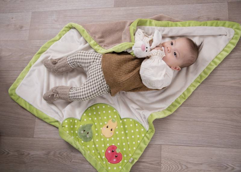 NICI Baby Kuscheldecke mit Schmuse-Hase Super Sparpreis