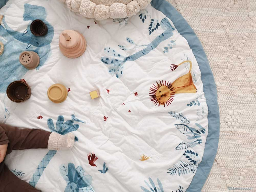 babymarkt play&go 2-in-1-Aufbewahrungstasche und Spielmatte Moulin Roty baobab blue ⌀120 cm Rabatte dieses Monats