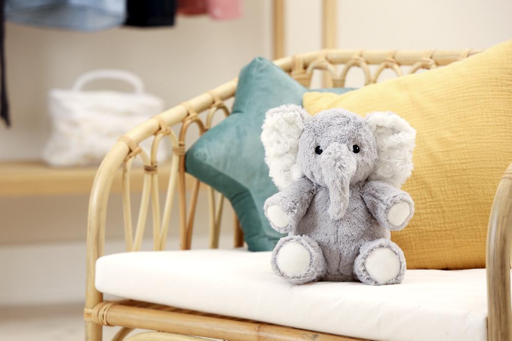 babymarkt cloud-bEli der Elefant on the Go Grau Sonderangebote