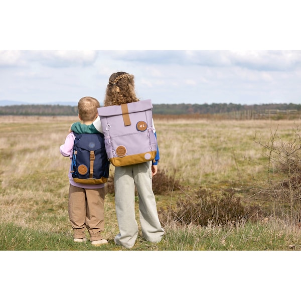 babywalz LässigKindergartenrucksack Outdoor Mini Backpack Little Gang dunkelblau Begrenztes Angebot