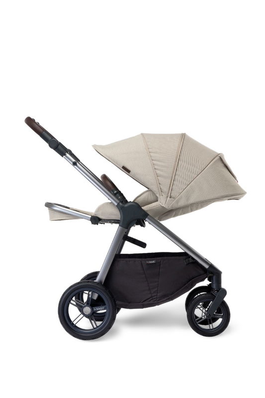 babyonlineshop Mast Swiss M.5x Kinderwagen LION Neuheiten