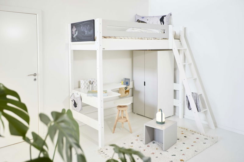 babyonlineshop Manis-h Hochbett FENRIS 90x200 cm einfarbig mit Sofamodul - 22 Farben wählbar Fabrikladen