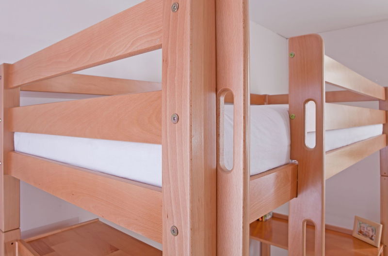 babyonlineshop Relita TOLI Hochbett Buche massiv natur lackiert Weihnachtsangebot