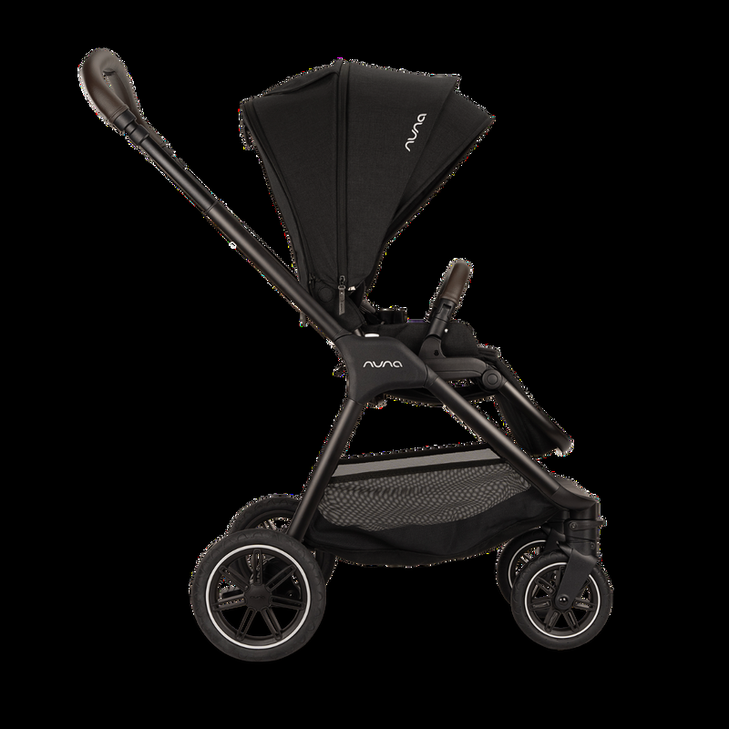 babyonlineshop Nuna TRIV next Kompakt-Kinderwagen mit magnetischem Verschluss inkl. Adapter Regenverdeck Caviar Weihnachtsangebot